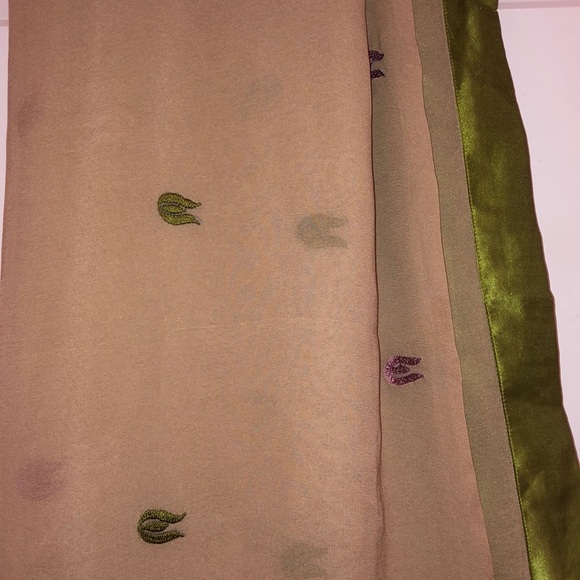 Shalvar/shalwar kameez - Picture 6 of 9